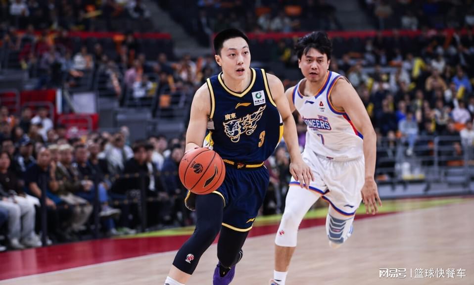 棋牌游戏-CBA积分榜最新排名出炉!广东逆袭广厦杀回第1:辽篮跌至第15名?